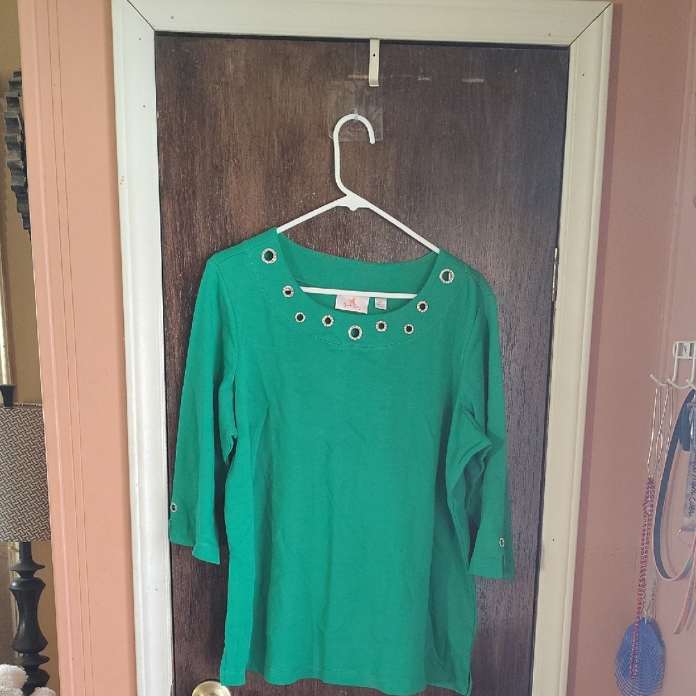 Quacker Factory Green Blouse with Eyelet Accents